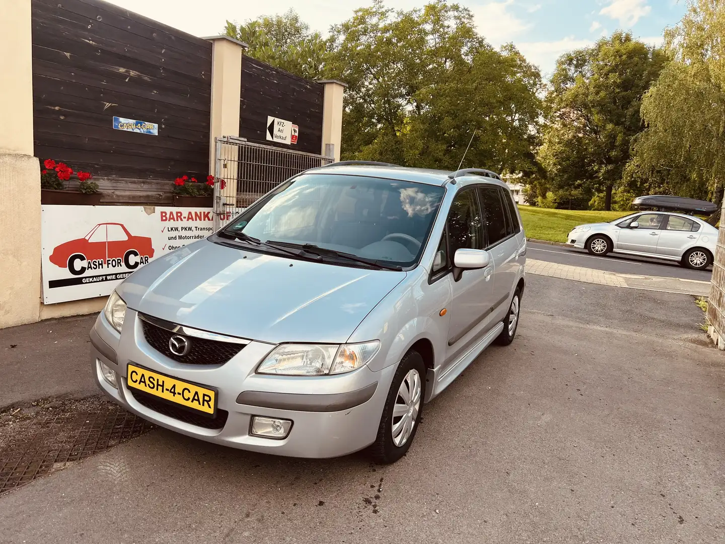 Mazda Premacy 1,8i-16V TE - 1
