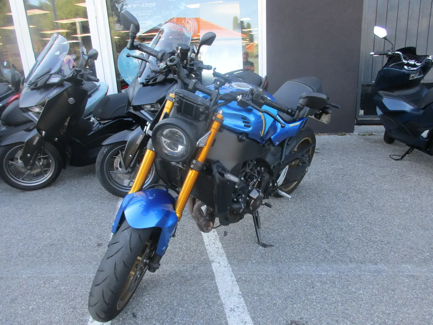 Yamaha XSR 900 Bleu - 2