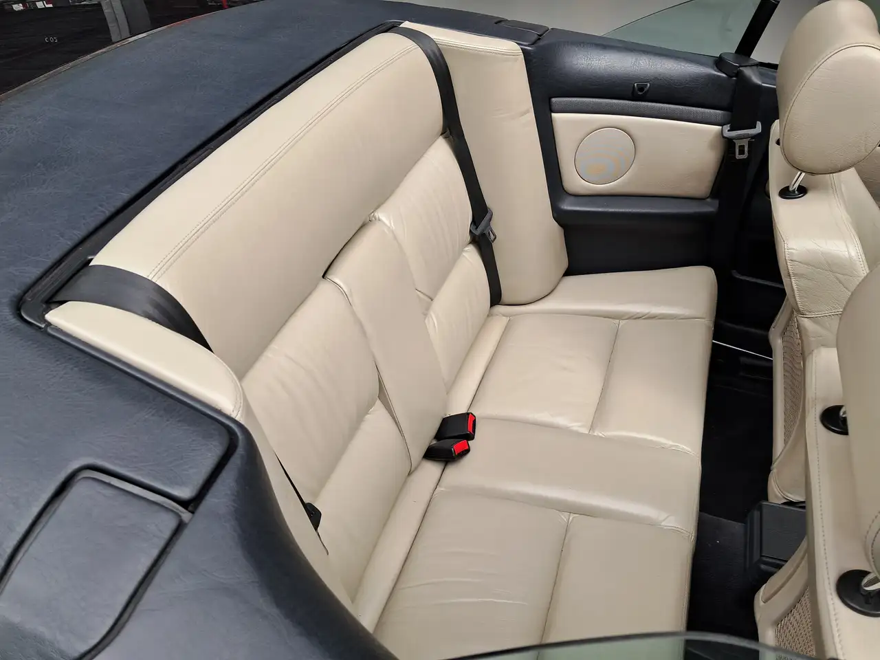 Audi Cabriolet 2.6 (E), foto 8