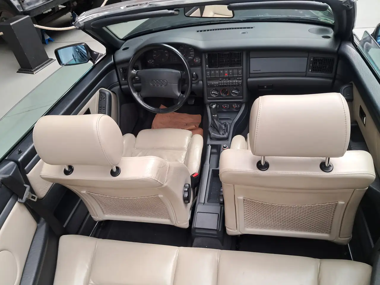 Audi Cabriolet 2.6 (E), foto 7