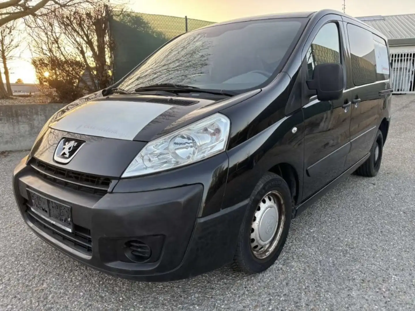 Peugeot Expert L1H1 Transporter Kastenwagen 2.0 Noir - 1