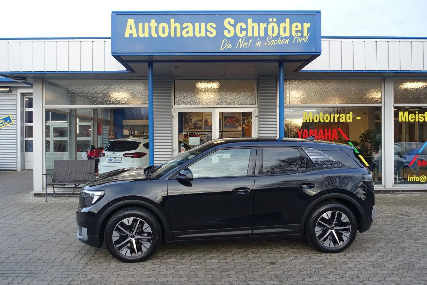 Ford Explorer RWD  77KWH / AHK Noir - 1