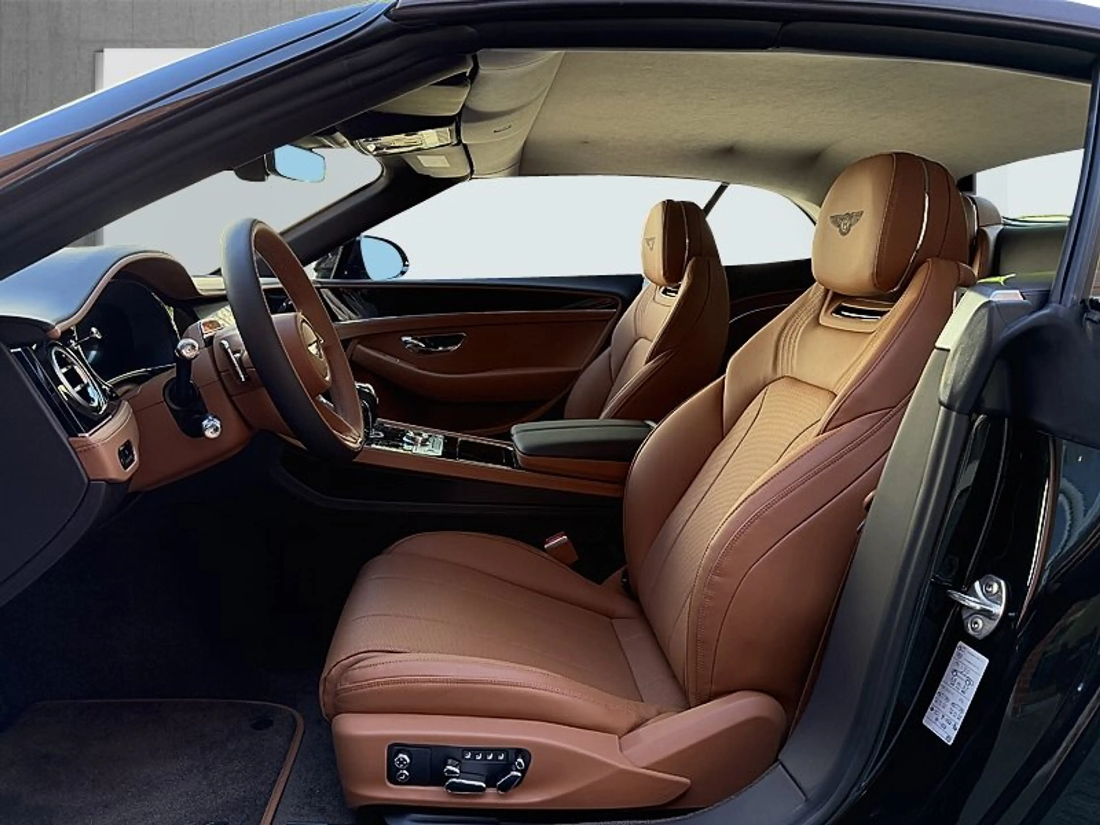 Bentley Continental GTC S — photo 13