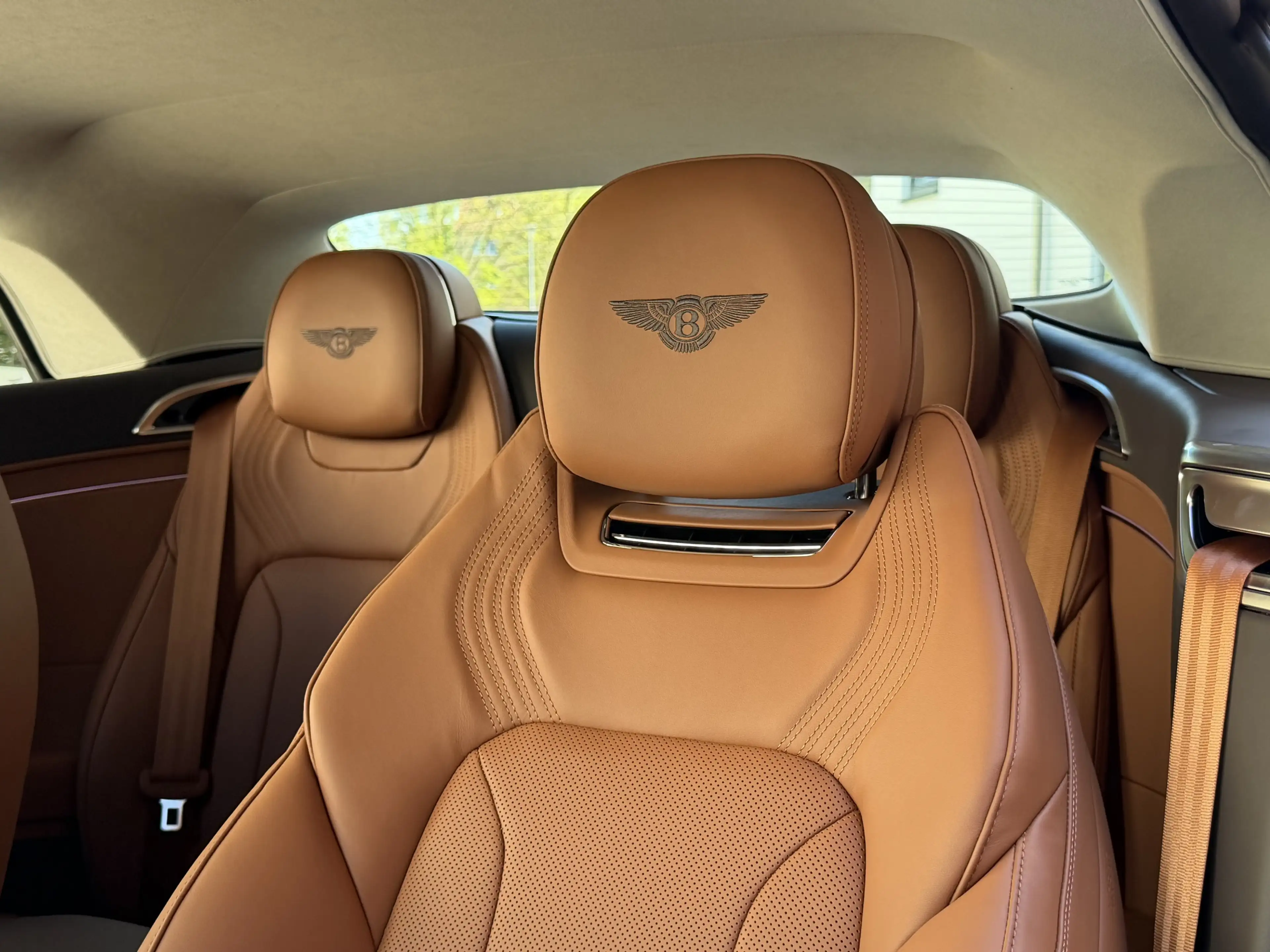 Bentley Continental GTC S — photo 15