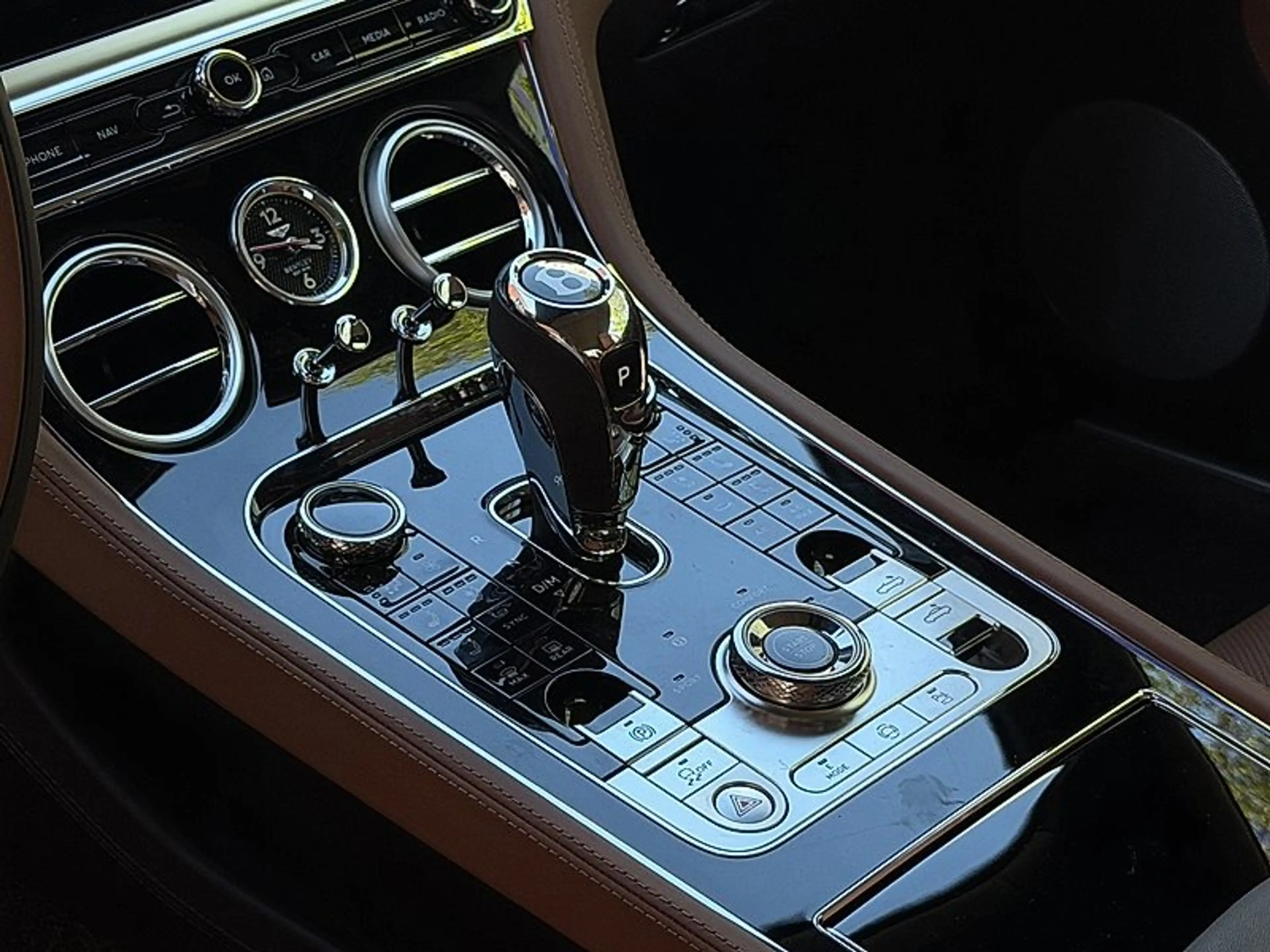 Bentley Continental GTC S — photo 12