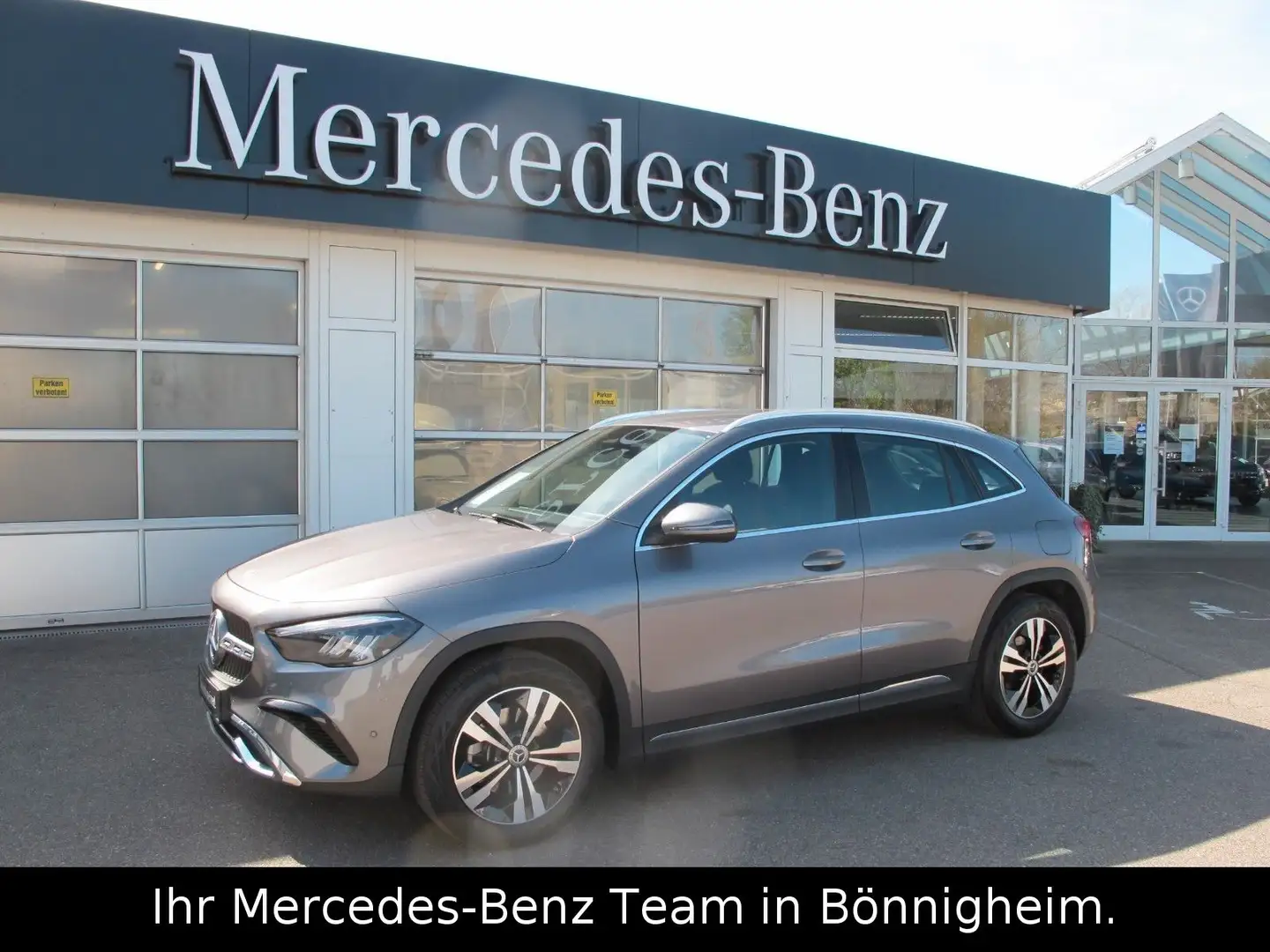 Mercedes-Benz GLA 180 AHV / Winter-Paket / RFK Grijs - 1
