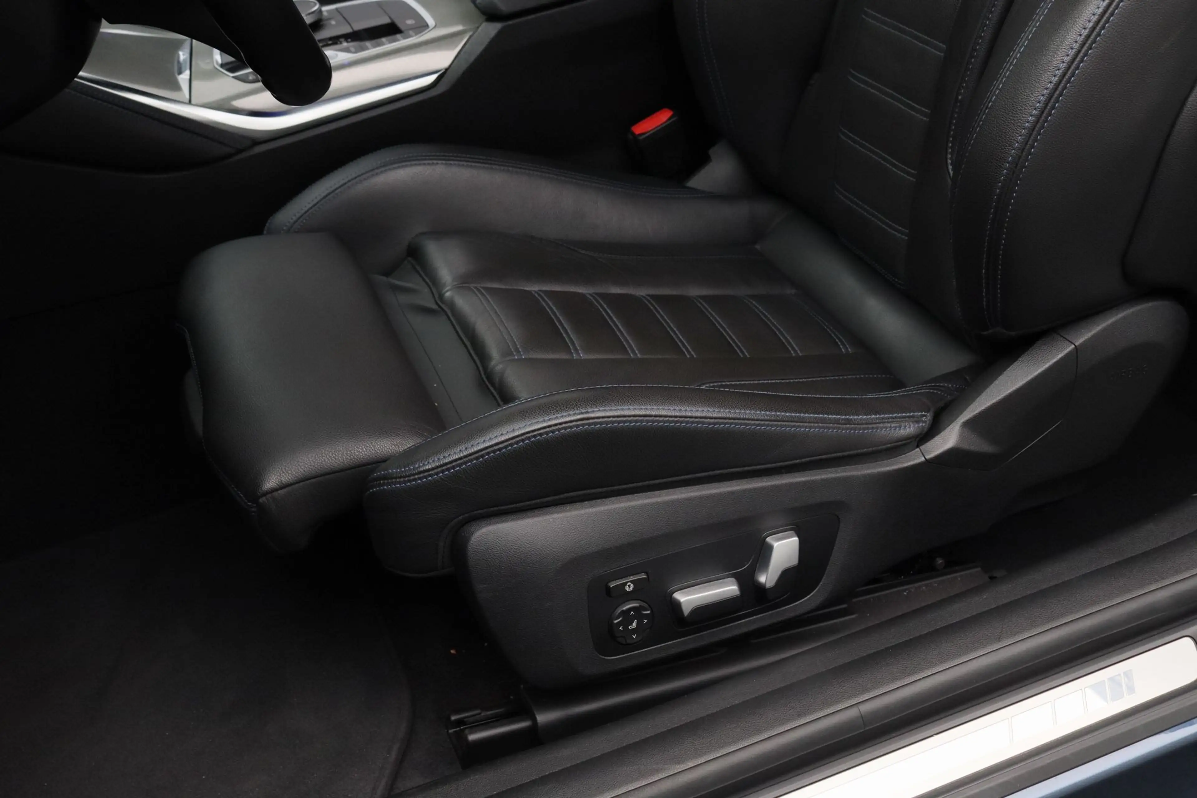 BMW 440 4-serie Coupé M440i xDrive High Executive | M-spor — photo 4