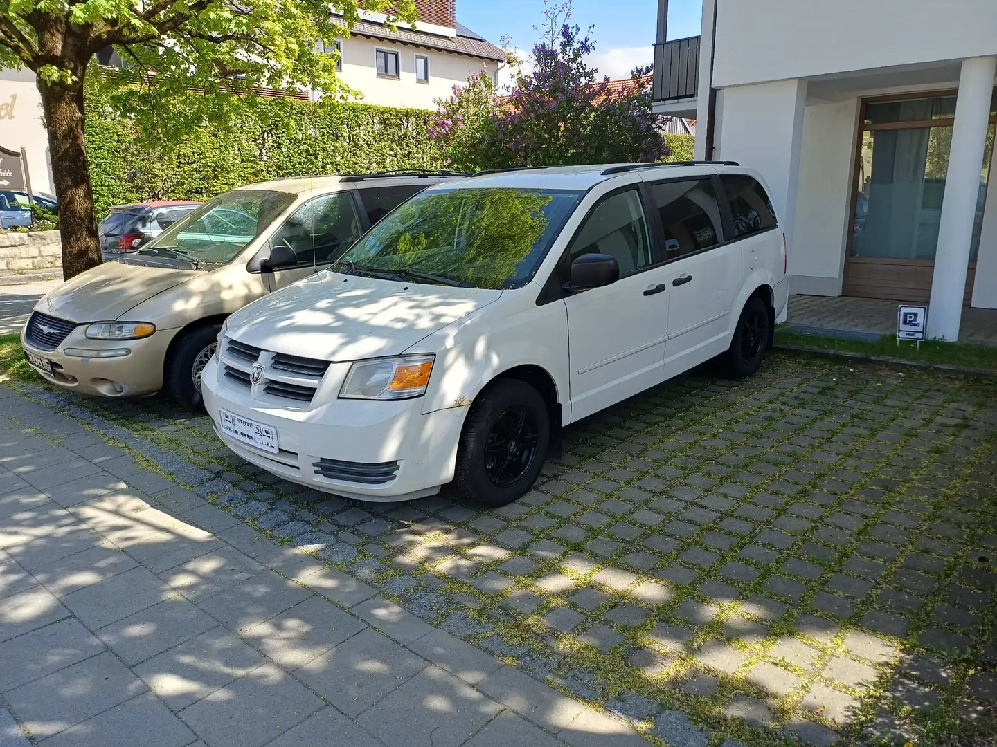 Dodge Grand Caravan Weiß - 1