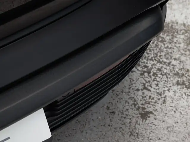 Porsche Taycan Ansicht 24