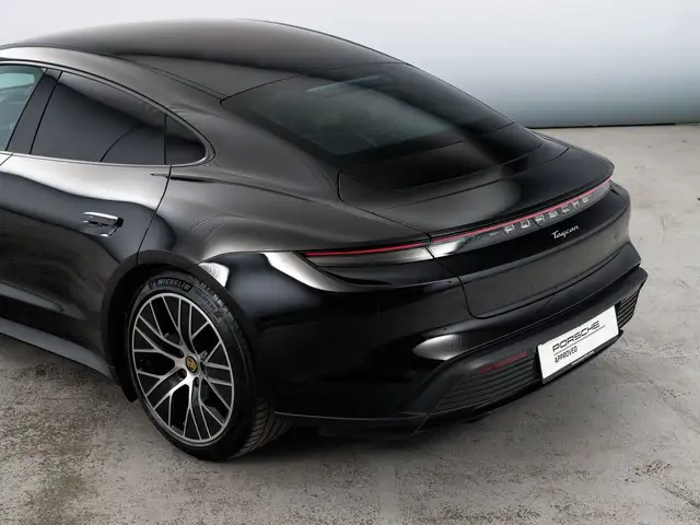 Porsche Taycan Ansicht 7