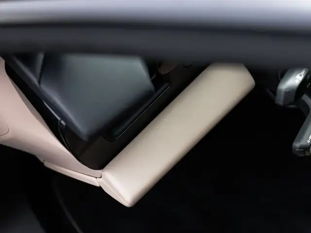 Porsche Taycan Ansicht 47