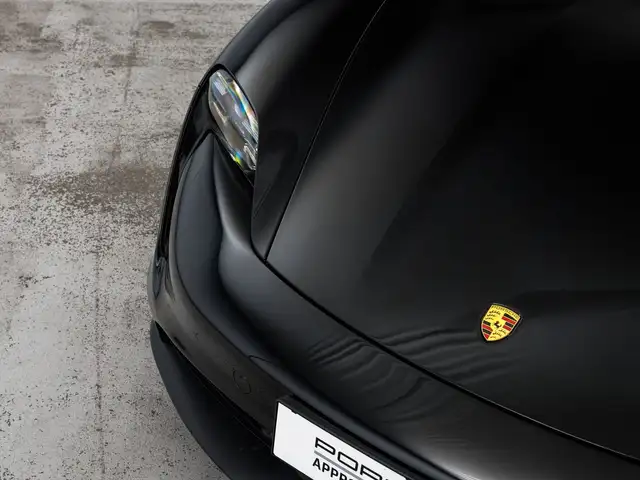 Porsche Taycan Ansicht 13