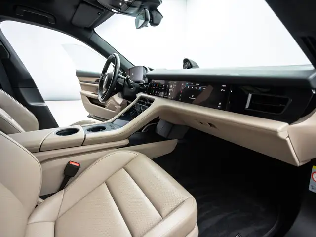 Porsche Taycan Ansicht 34
