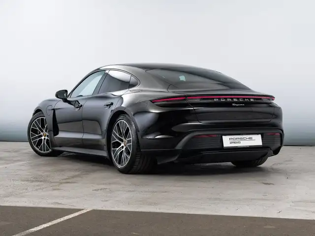 Porsche Taycan Ansicht 3