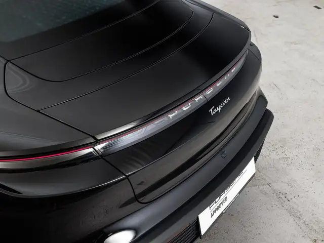 Porsche Taycan Ansicht 8