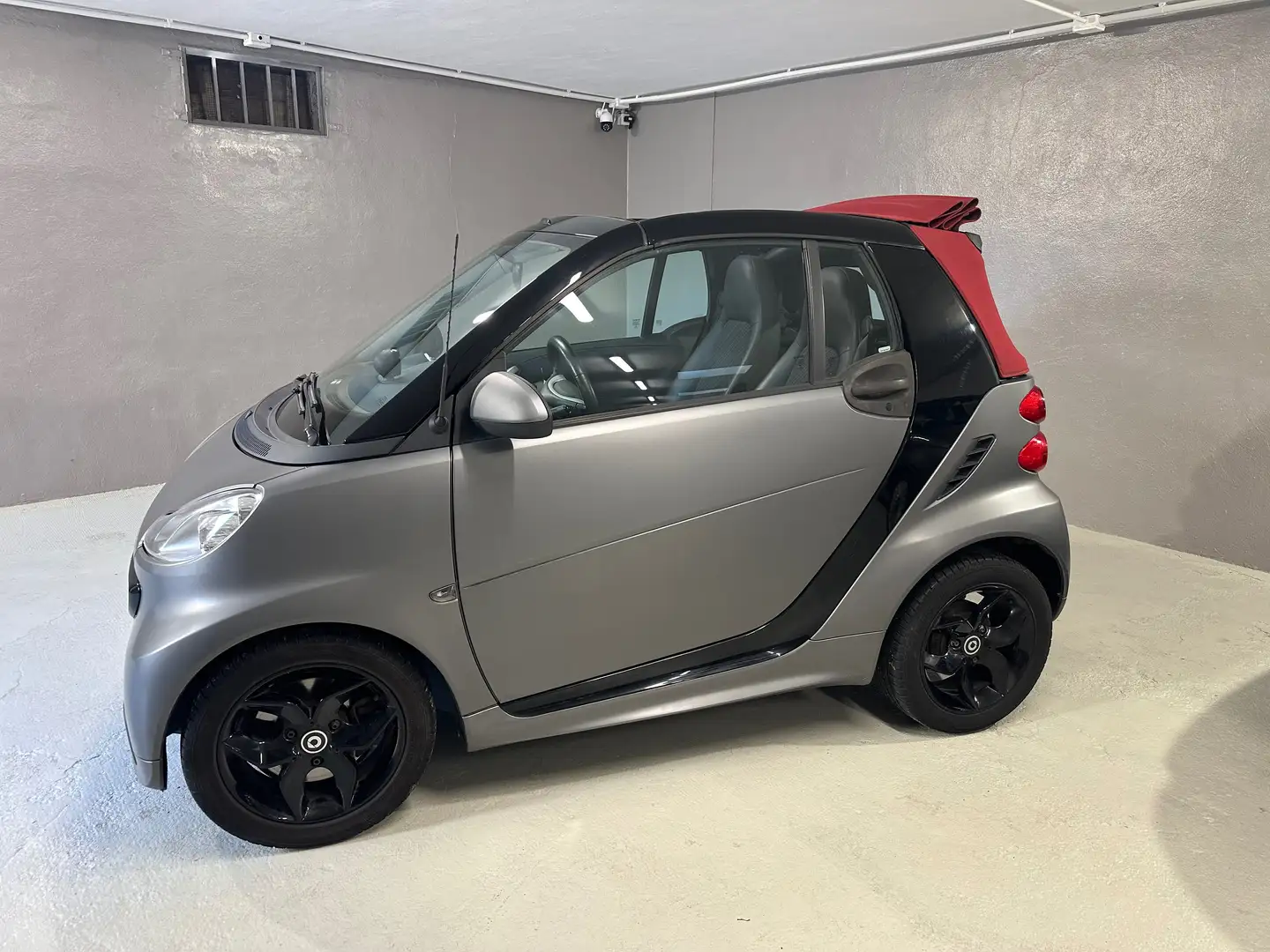 smart forTwo Fortwo II Cabrio 1.0 mhd Pulse 71cv FL Gris - 1