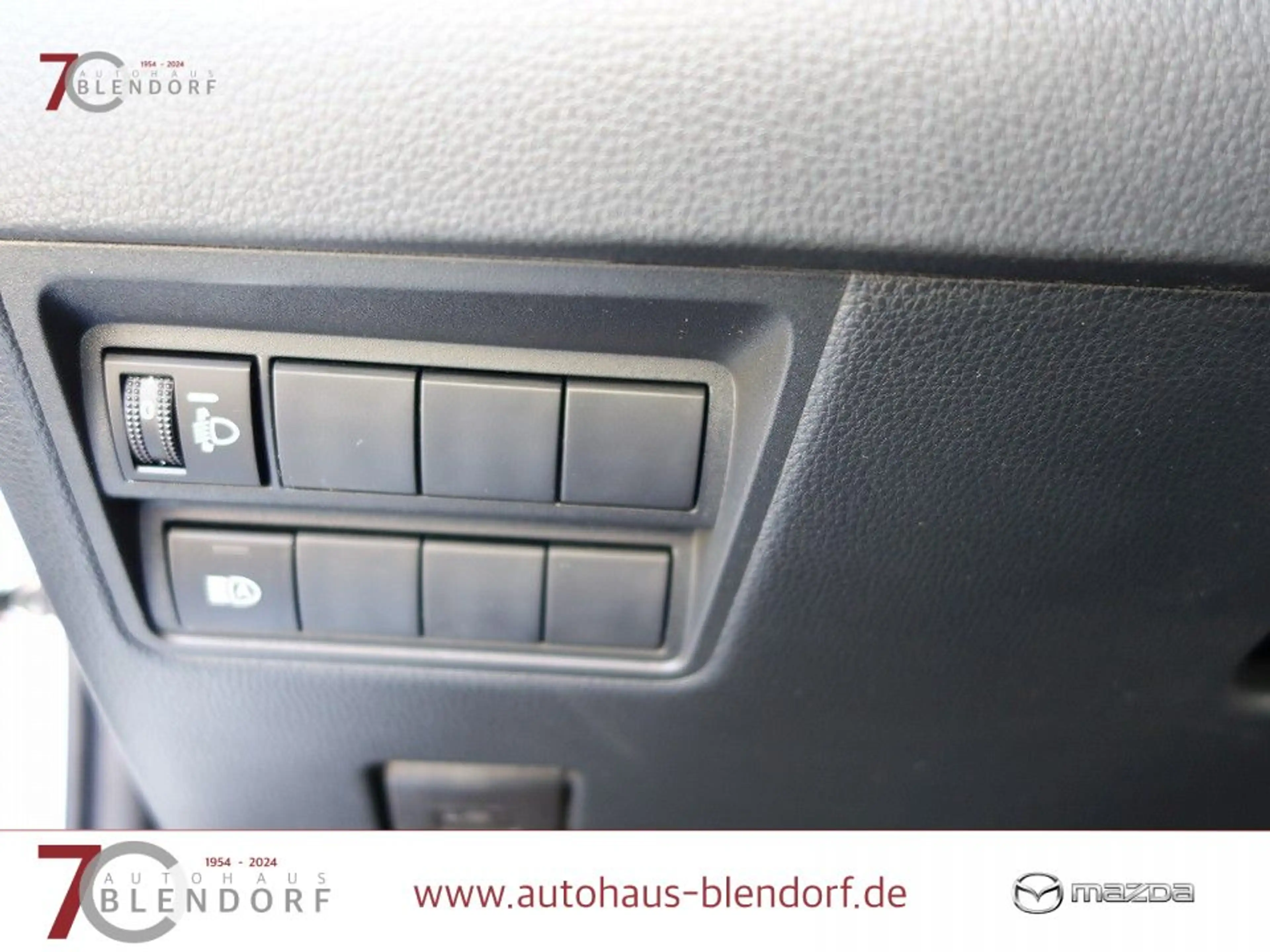 Mazda 2 Pure Hybrid 116 Apple Carplay|Klima — photo 9