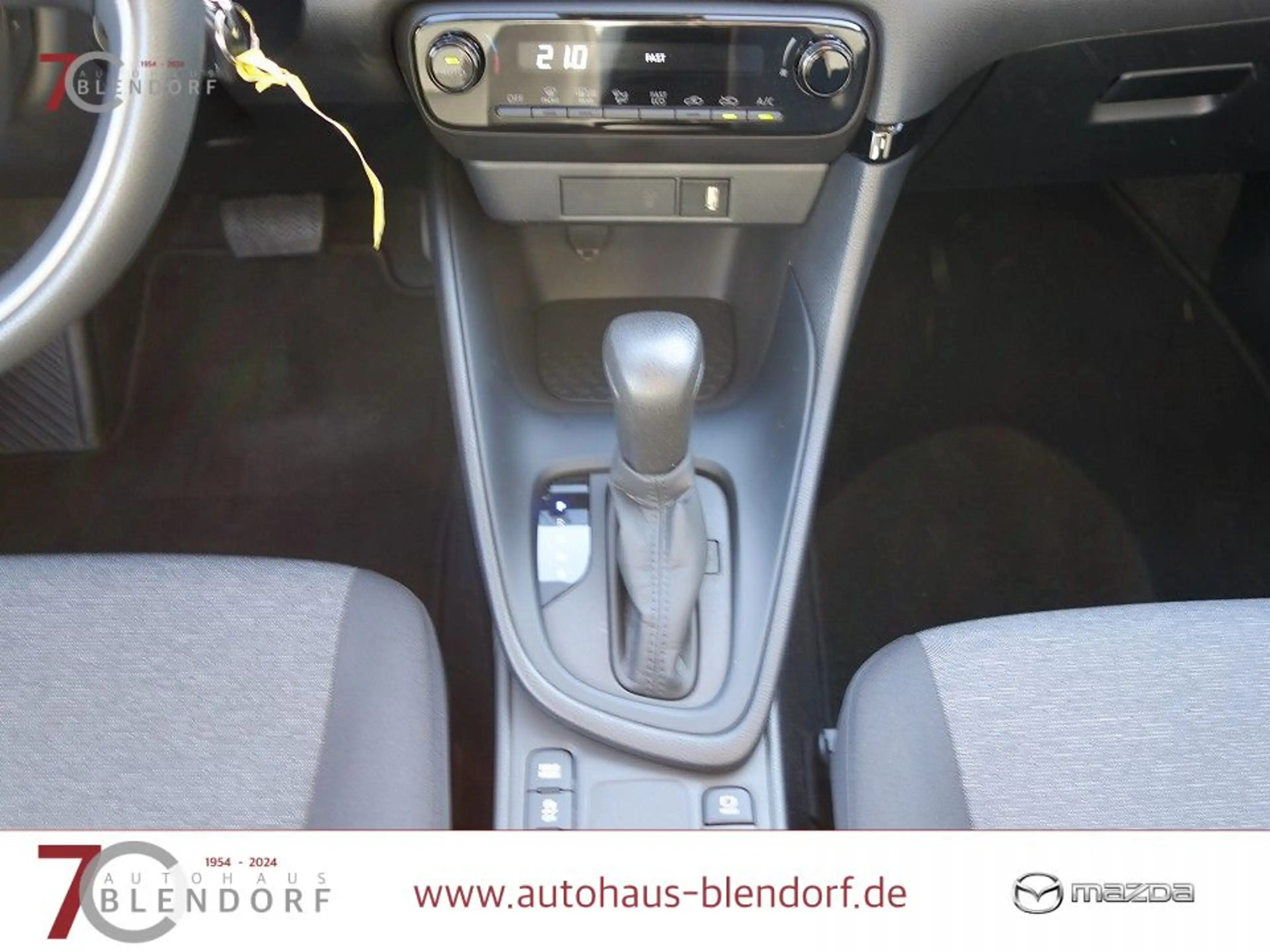 Mazda 2 Pure Hybrid 116 Apple Carplay|Klima — photo 12