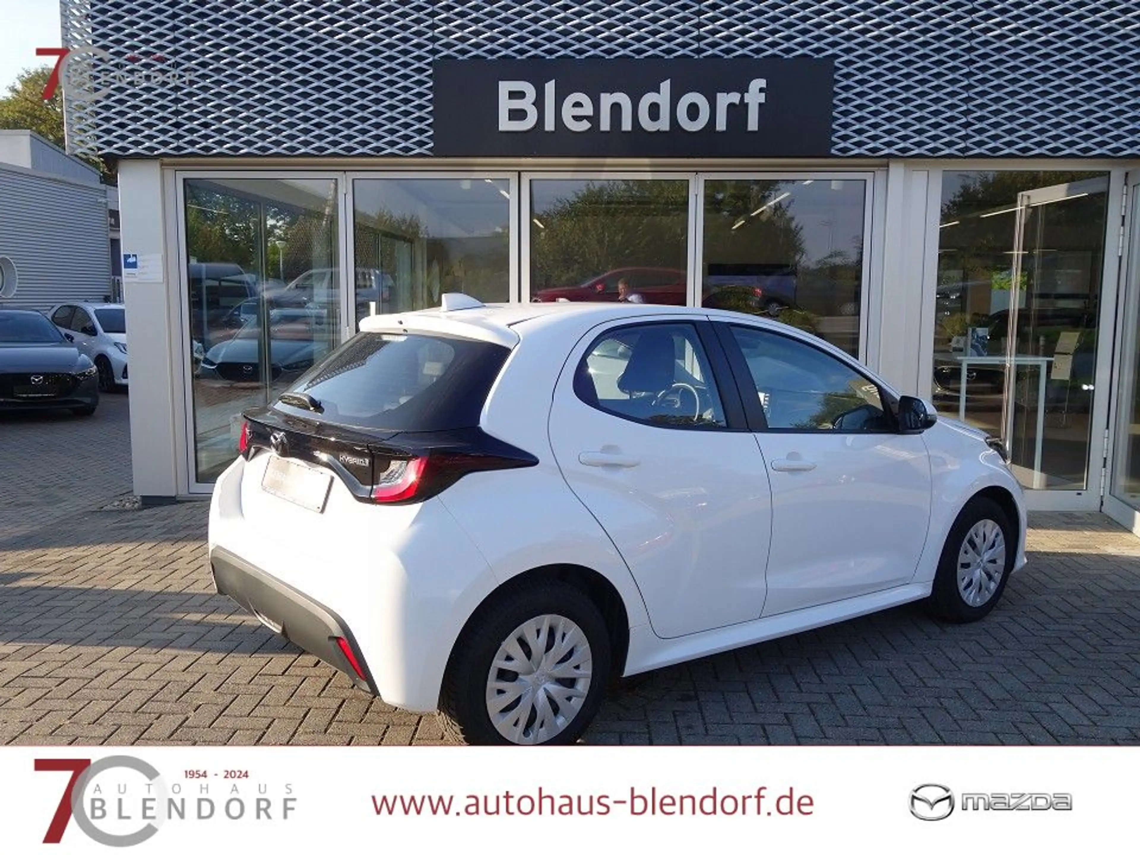 Mazda 2 Pure Hybrid 116 Apple Carplay|Klima — photo 3