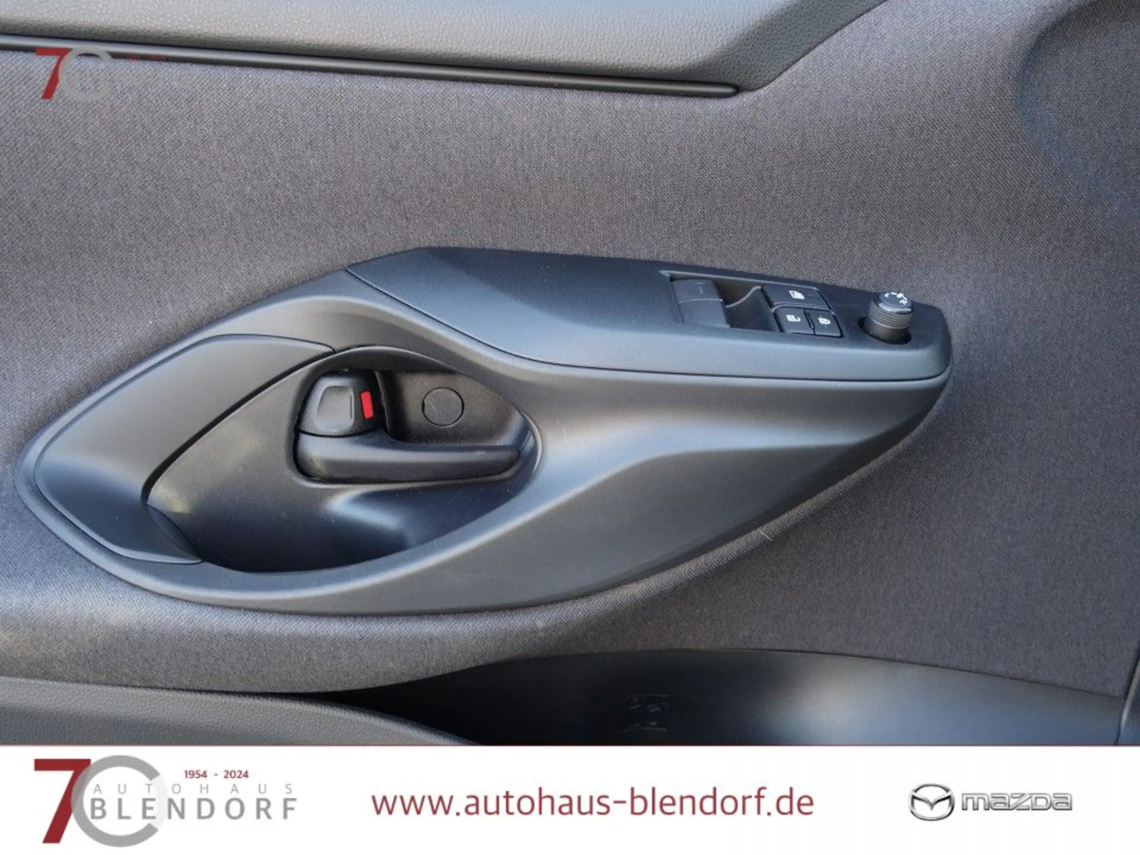 Mazda 2 Pure Hybrid 116 Apple Carplay|Klima — photo 8