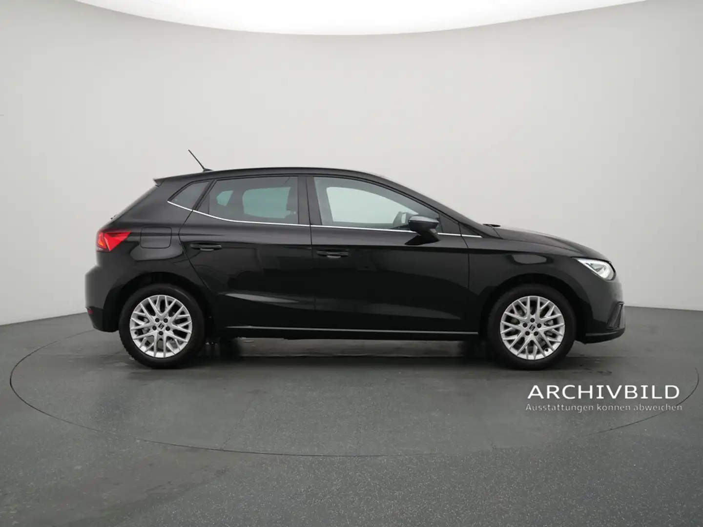 SEAT Ibiza Xcellence DSG NAVI VIRT ACC LEDER KAM S Schwarz - 2