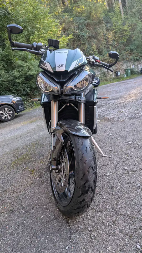 Triumph Street Triple RS