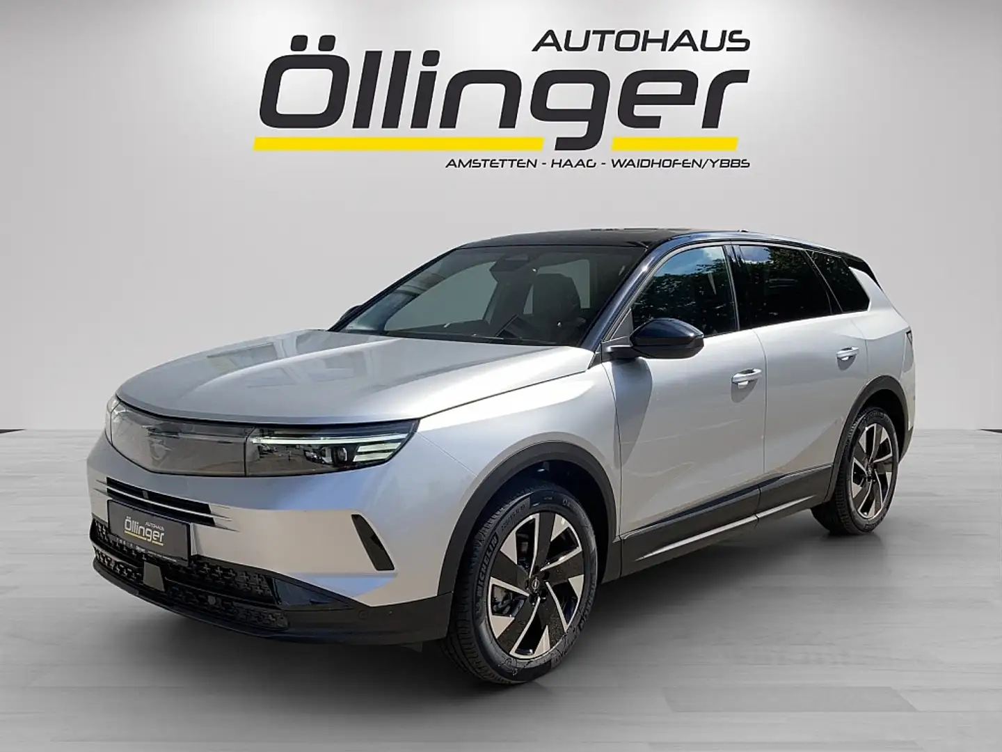 Opel Grandland 1.2 MHEV GS Aut. + AHV + Komfort Paket GS Zilver - 1