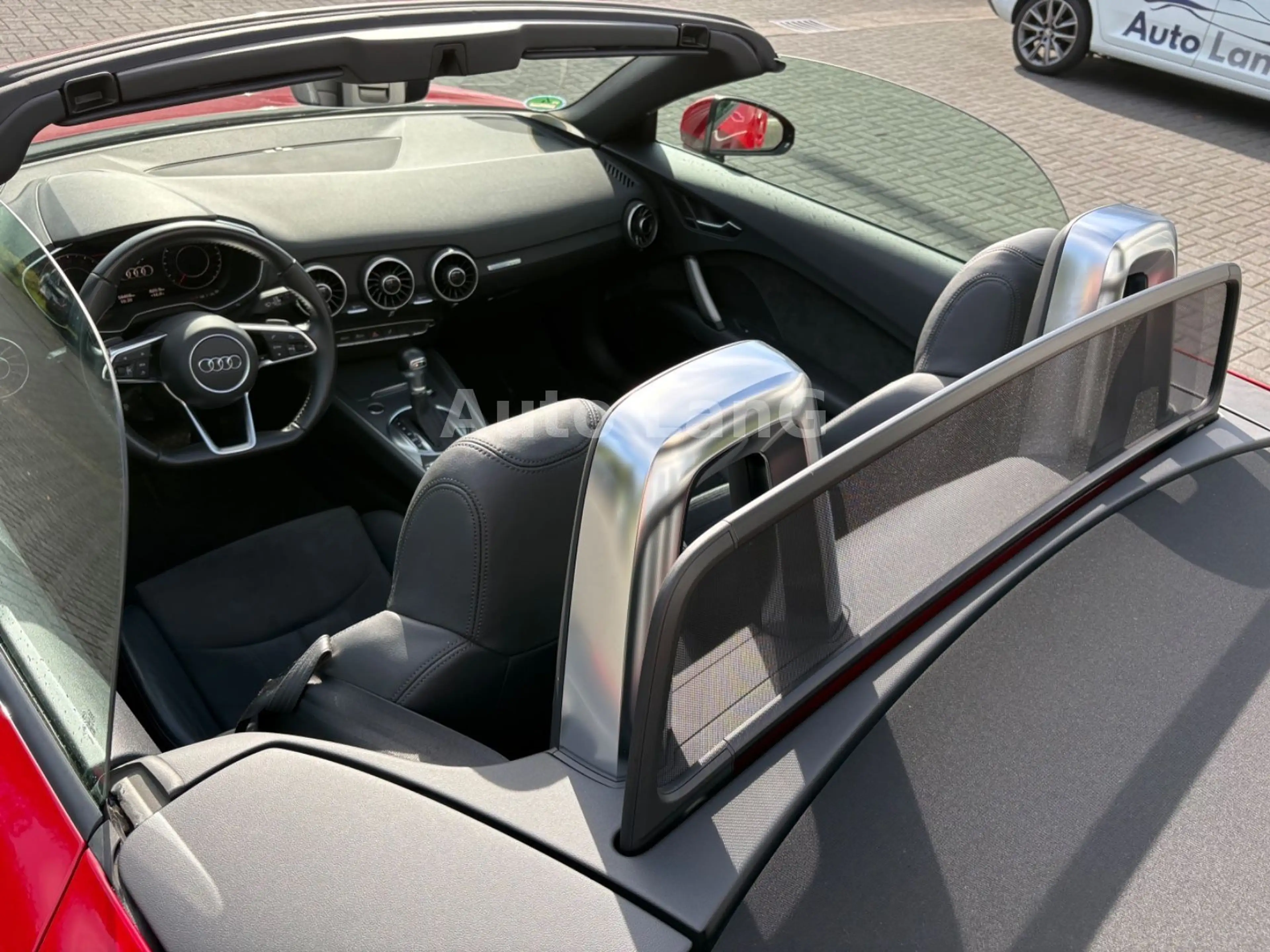 Audi TT Roadster 45 TFSI S-Line NAVI SHZ LED — photo 11