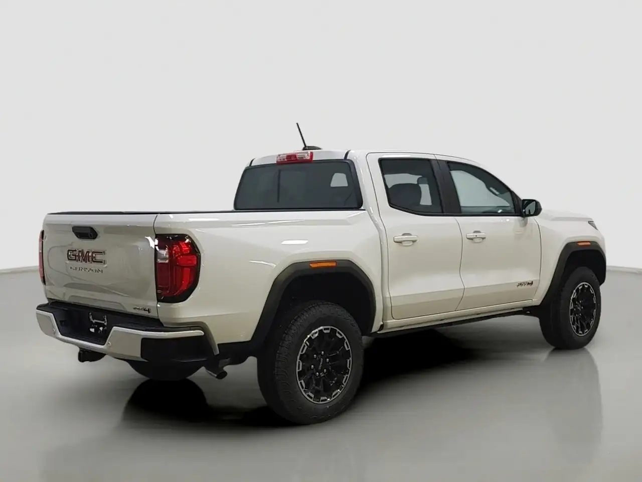 GMC Canyon снимка GMC Canyon