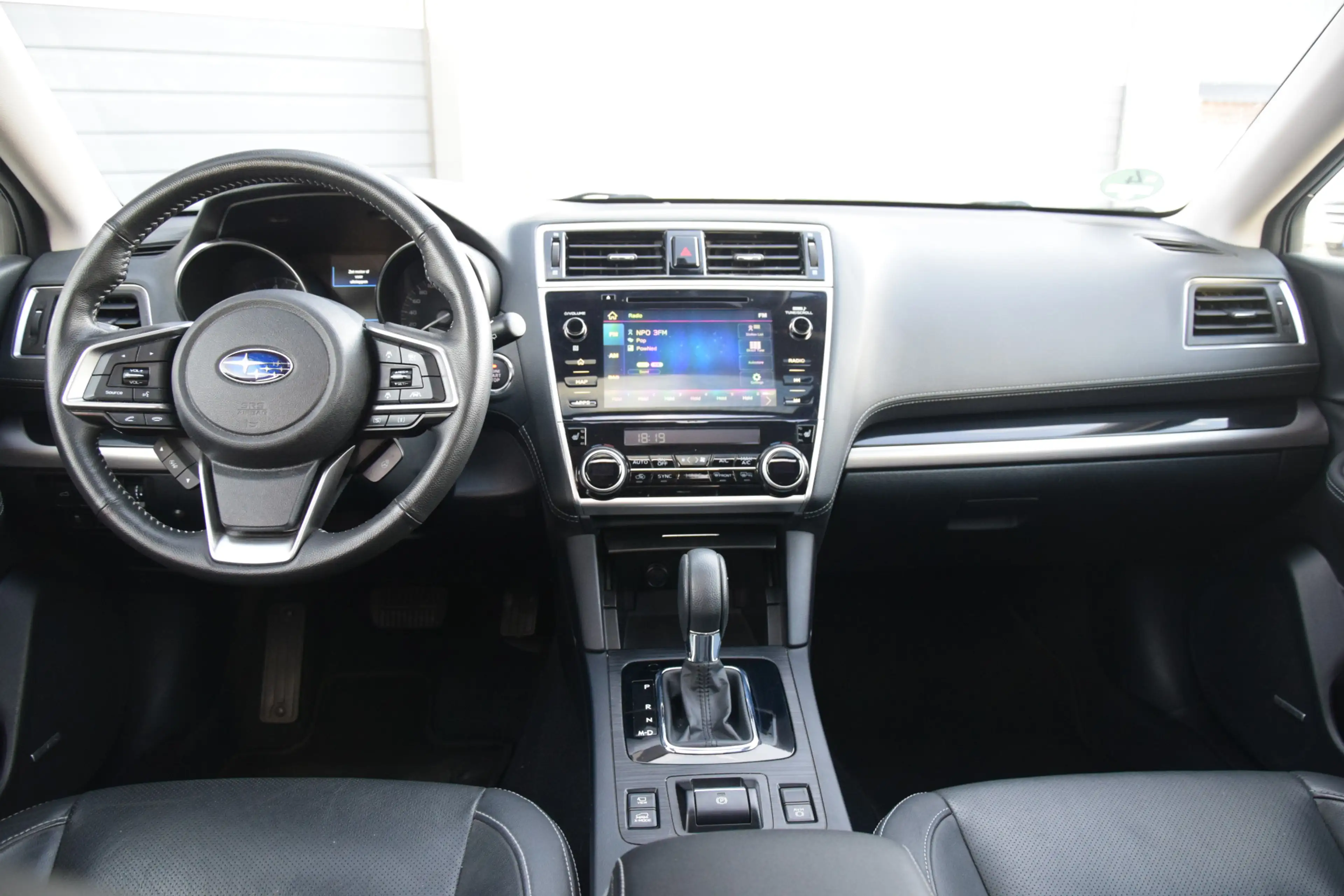 Subaru OUTBACK 2.5i Premium Leer/Verwarmd Schuifdak Trekhaak — photo 2