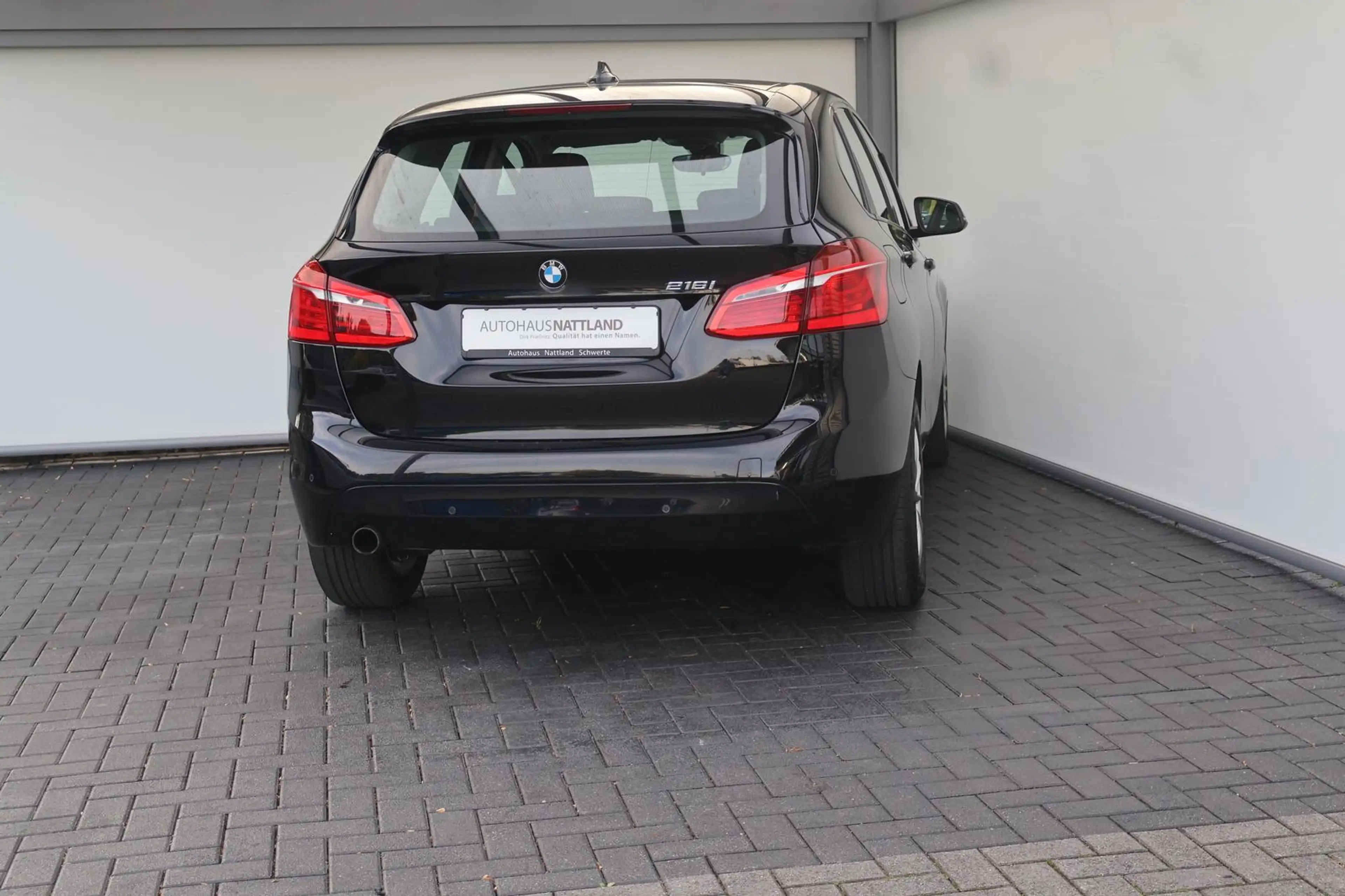 BMW 216 216 i Active Tourer PDC Klima Sitzheizung — photo 6