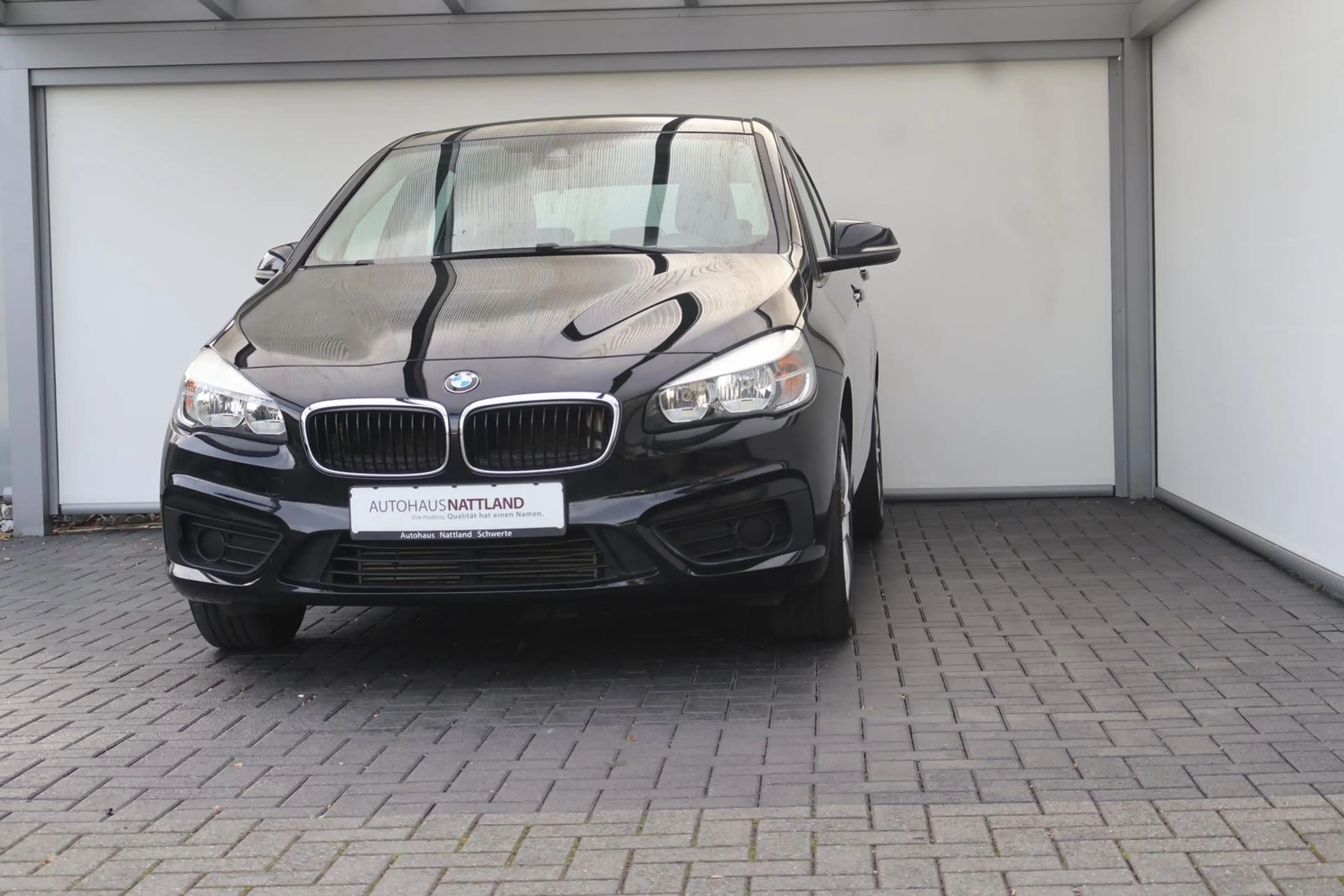 BMW 216 216 i Active Tourer PDC Klima Sitzheizung — photo 3