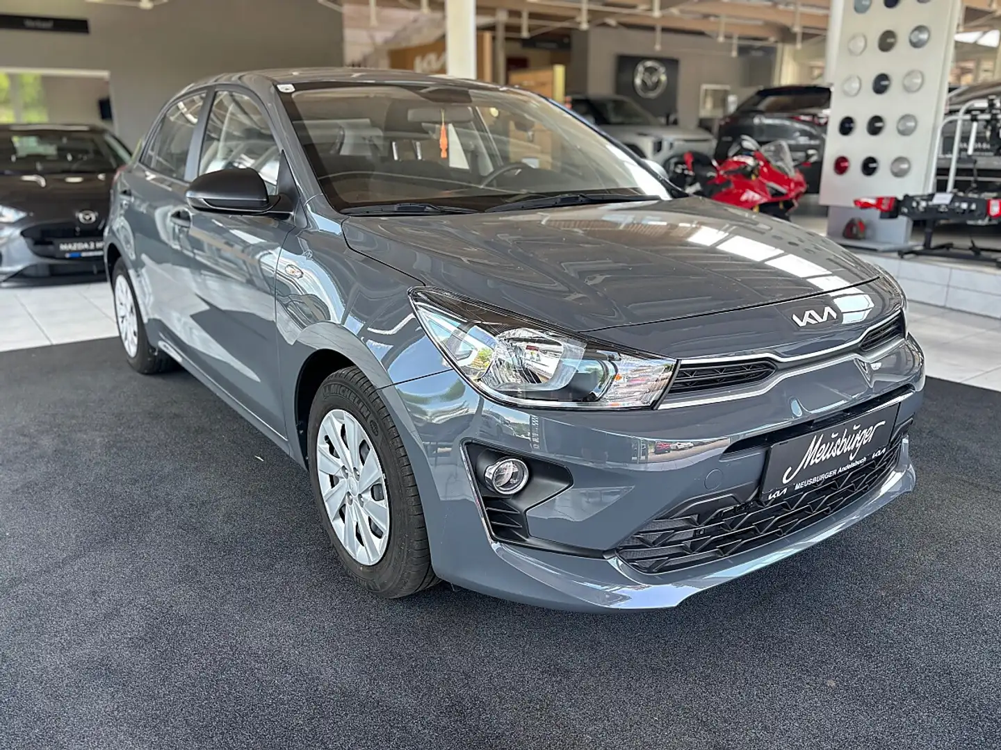 Kia Rio 1,2 DPI Neon ISG Grau - 2