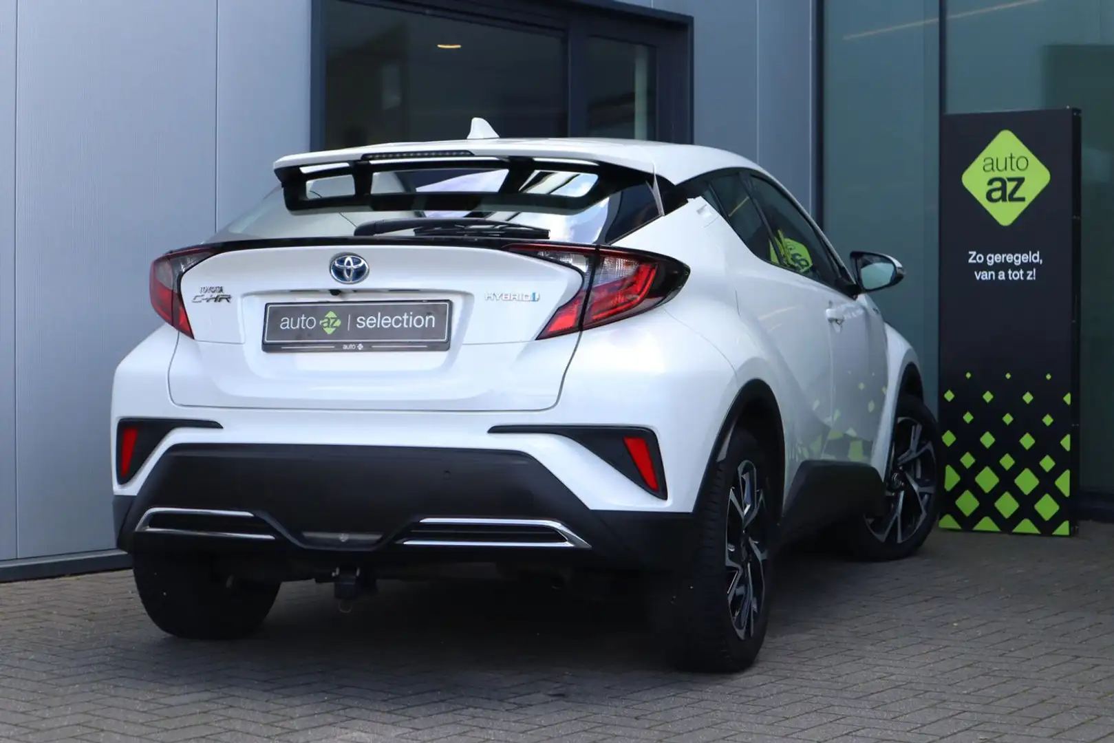 Toyota C-HR 2.0 Hybrid Dynamic Weiß - 2