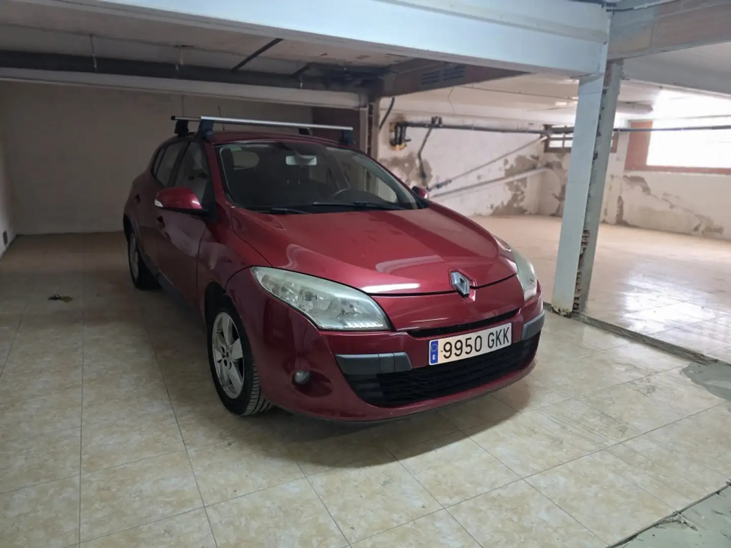 Renault Megane 1.6 Dynamique 110 Burdeos - 2
