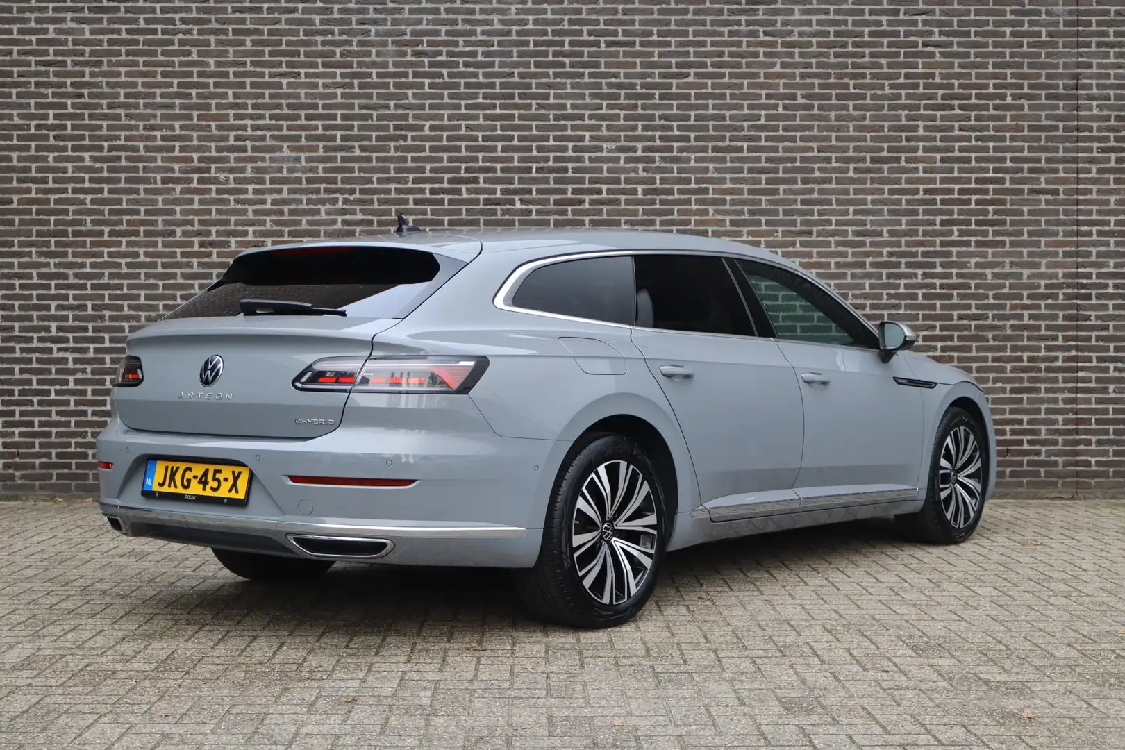 Volkswagen Arteon Shooting Brake 1.4 TSI eHybrid 218pk Elegance Busi Gris - 2