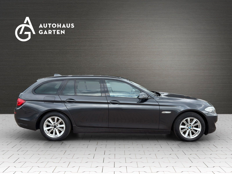 BMW 523 i Touring Xenon Panorama Leder SHZ PDC 2.Hd — photo 7
