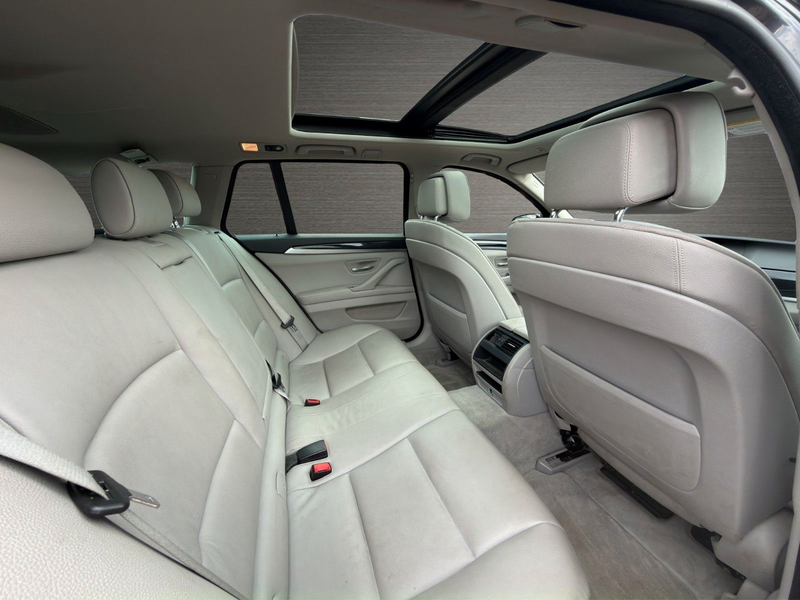BMW 523 i Touring Xenon Panorama Leder SHZ PDC 2.Hd — photo 13