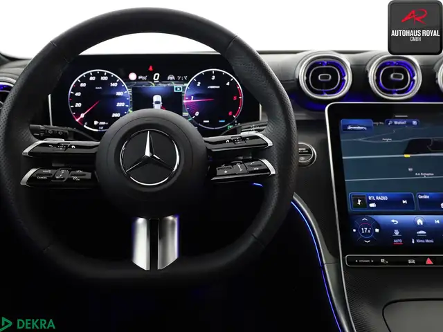 Mercedes-Benz C-Class view 15
