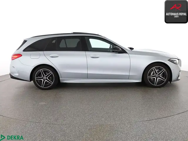 Mercedes-Benz C-Class view 6