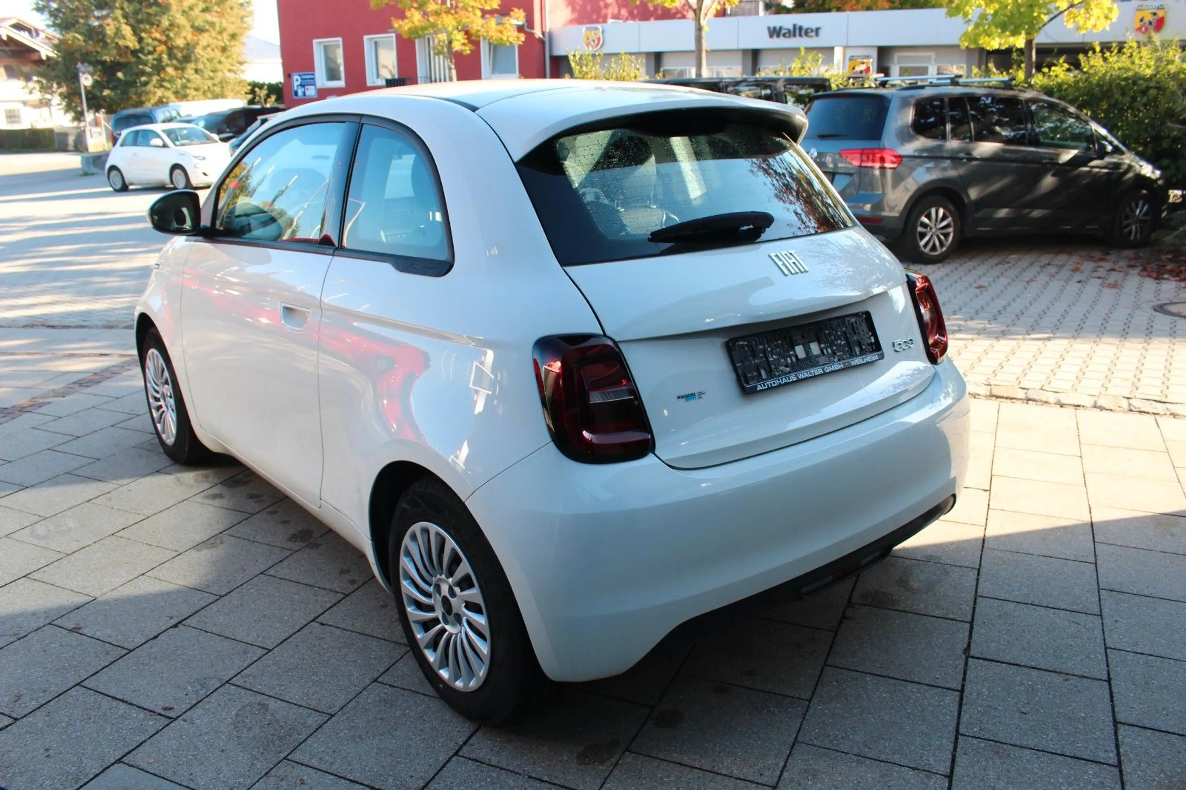 Fiat 500e CARPLAY/SOH 94,5% — photo 7