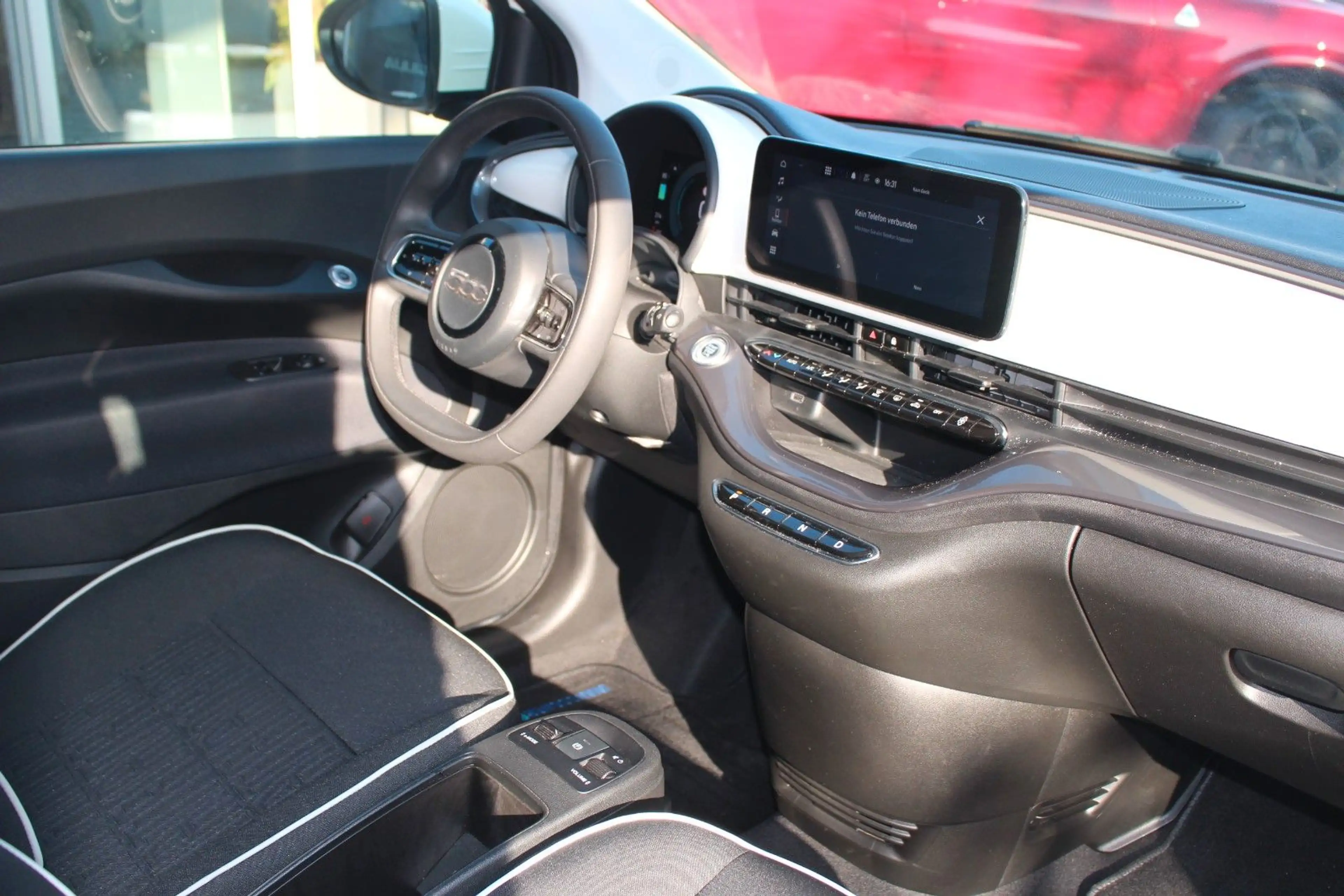 Fiat 500e CARPLAY/SOH 94,5% — photo 5