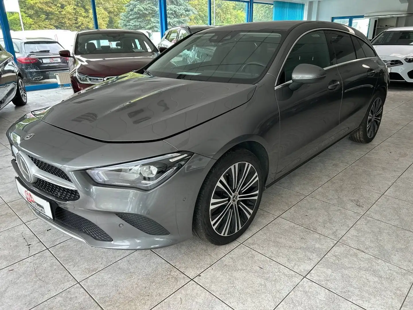 Mercedes-Benz CLA 220 Leder Led MBUX AHK Kamera Gris - 1