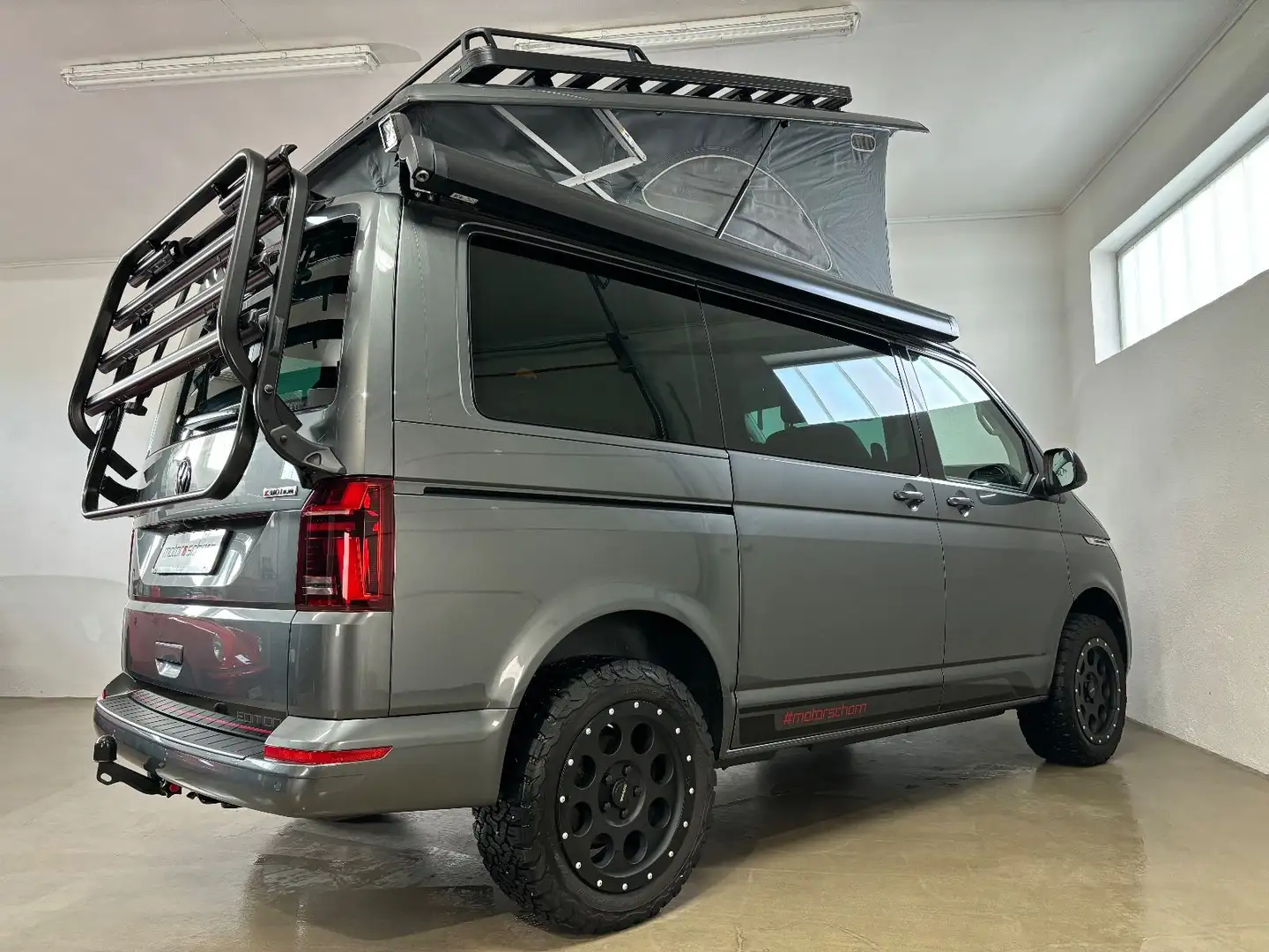 Volkswagen T6 California T6.1 Cali 4motion #OFFROAD #DELTA #einzigartig! Grau - 2