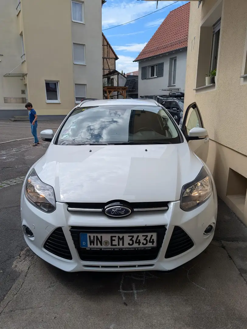 Ford Focus 1.0 EcoBoost Start-Stopp-System SYNC Edition - 1