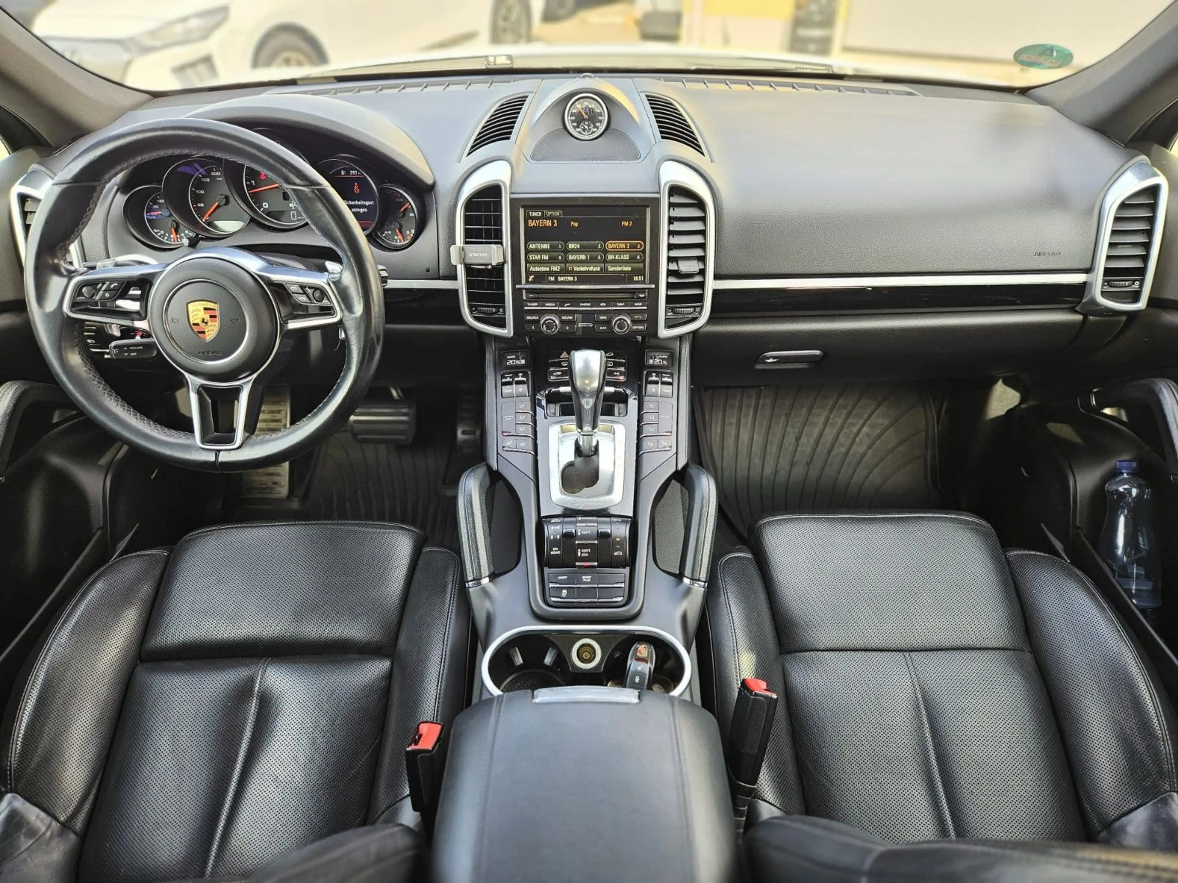 Porsche Cayenne Diesel*Matrix*Panoramadach*GTS* — photo 9