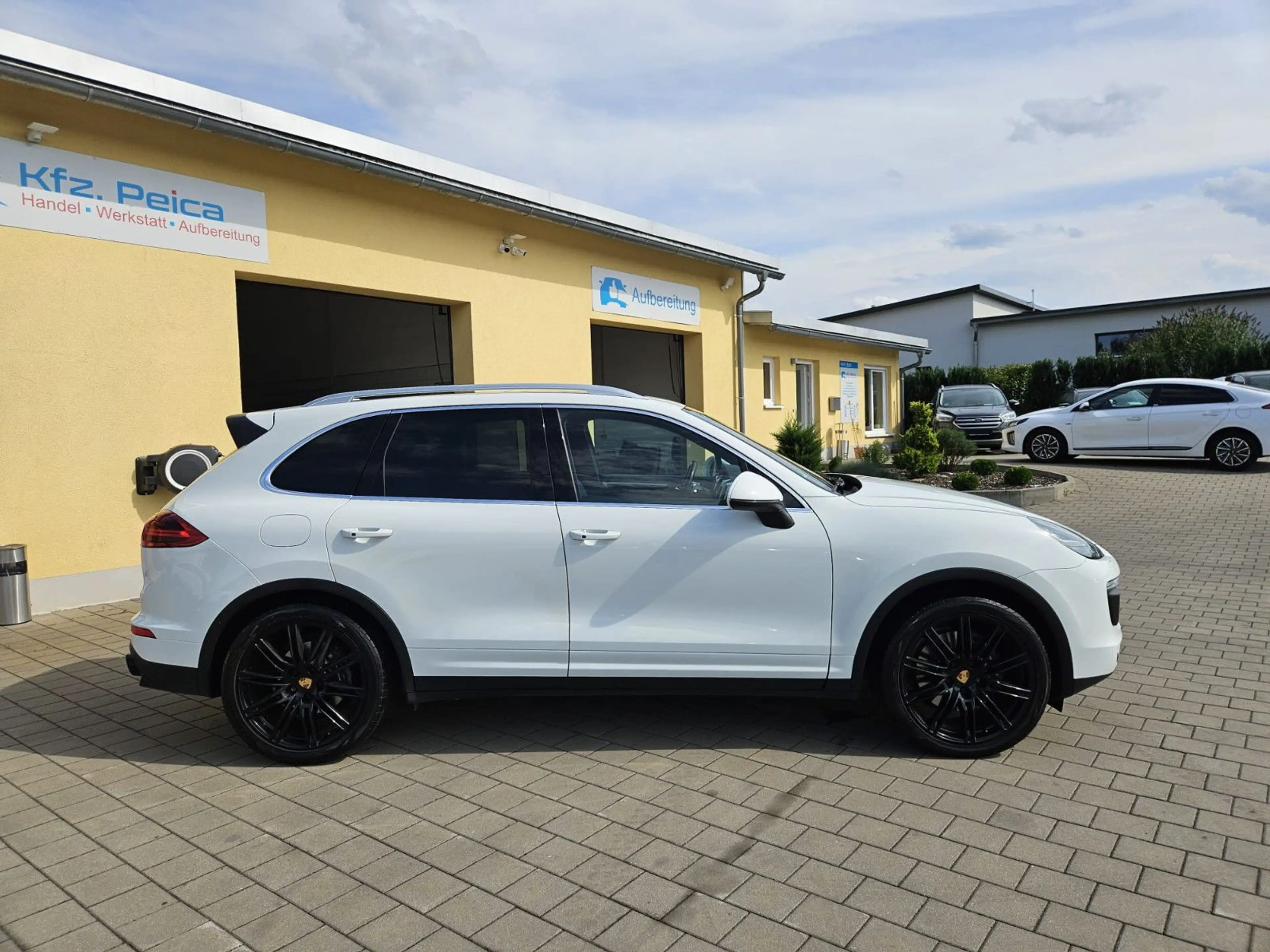 Porsche Cayenne Diesel*Matrix*Panoramadach*GTS* — photo 5