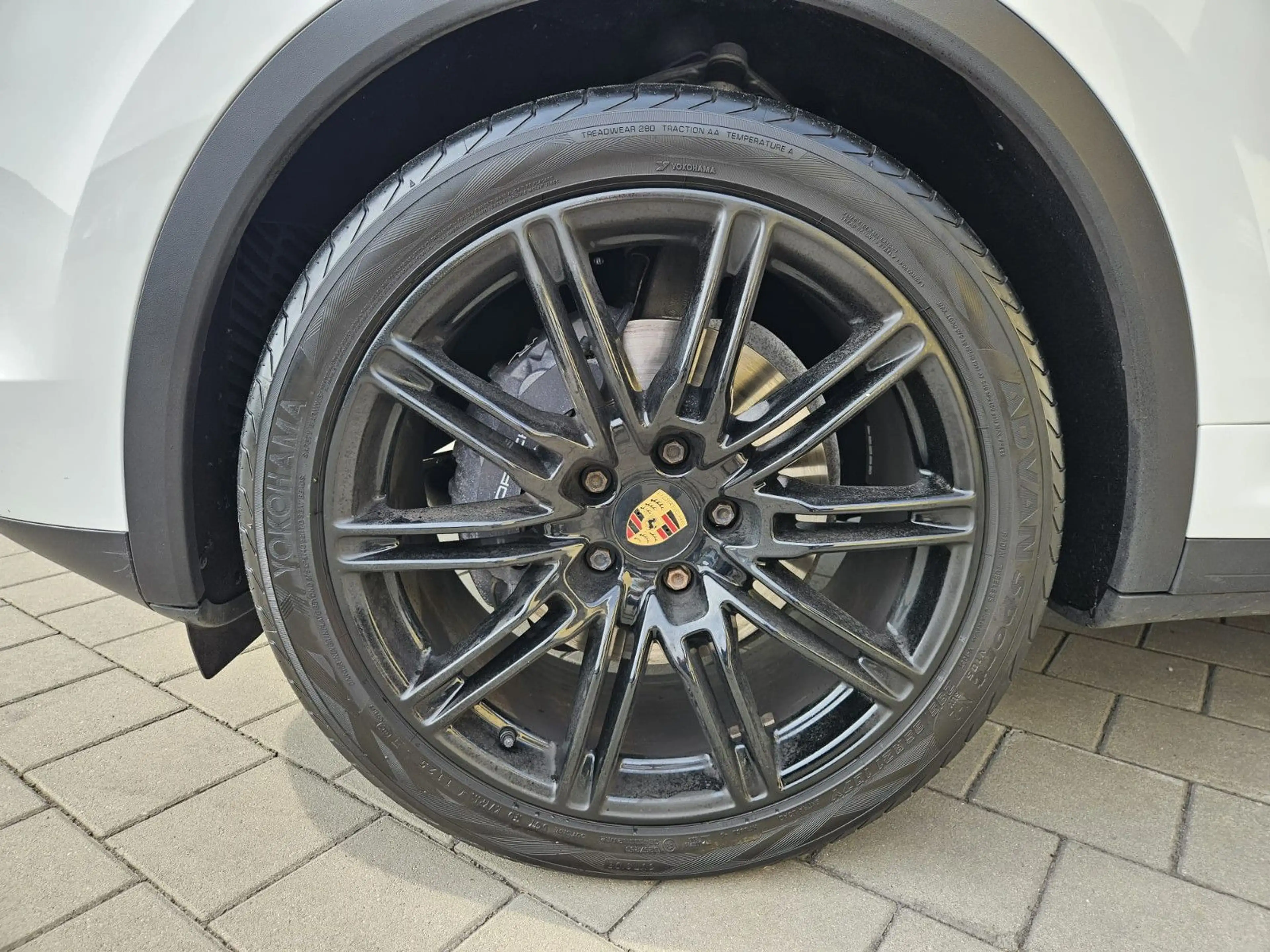 Porsche Cayenne Diesel*Matrix*Panoramadach*GTS* — photo 22