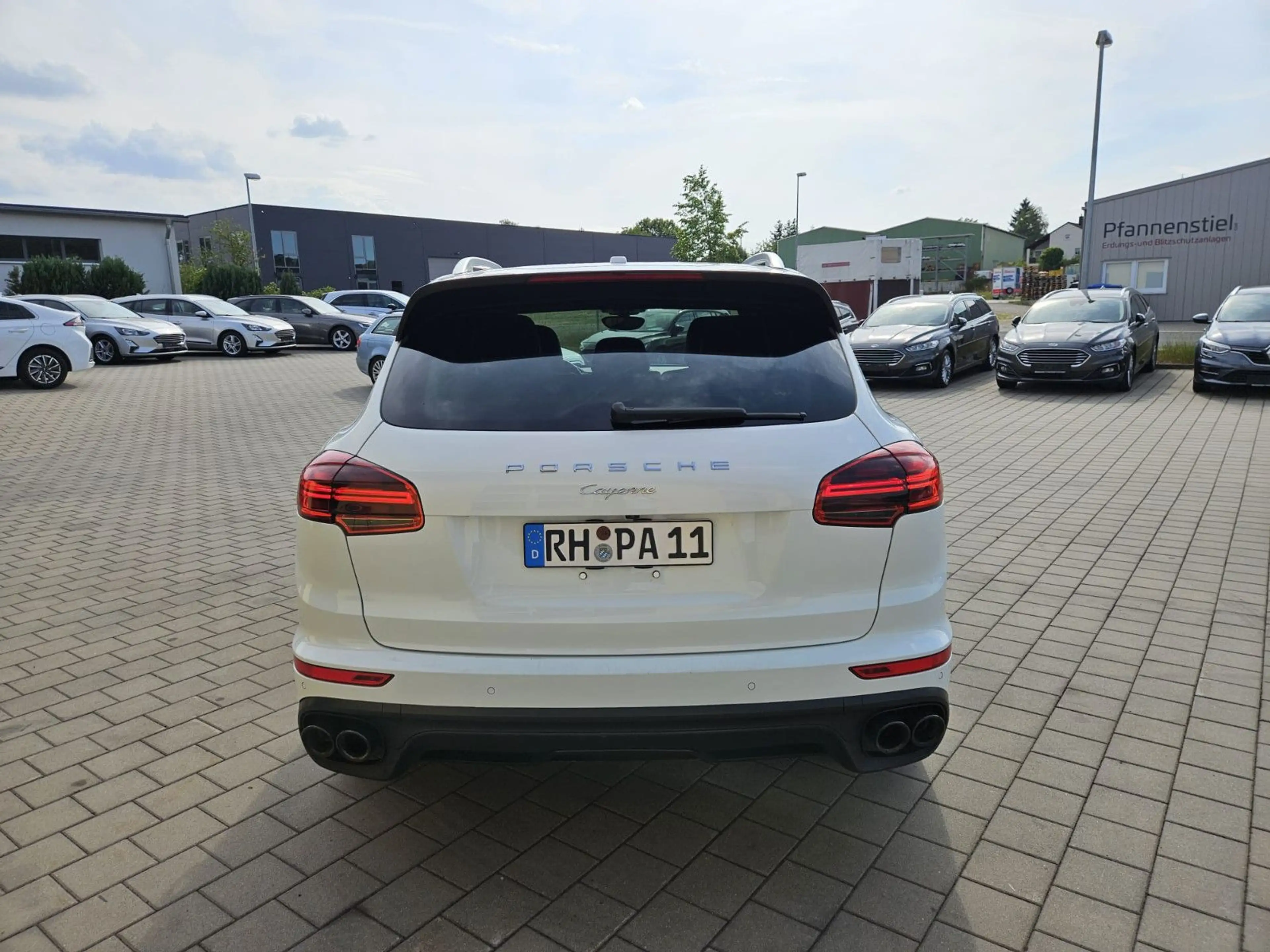 Porsche Cayenne Diesel*Matrix*Panoramadach*GTS* — photo 7