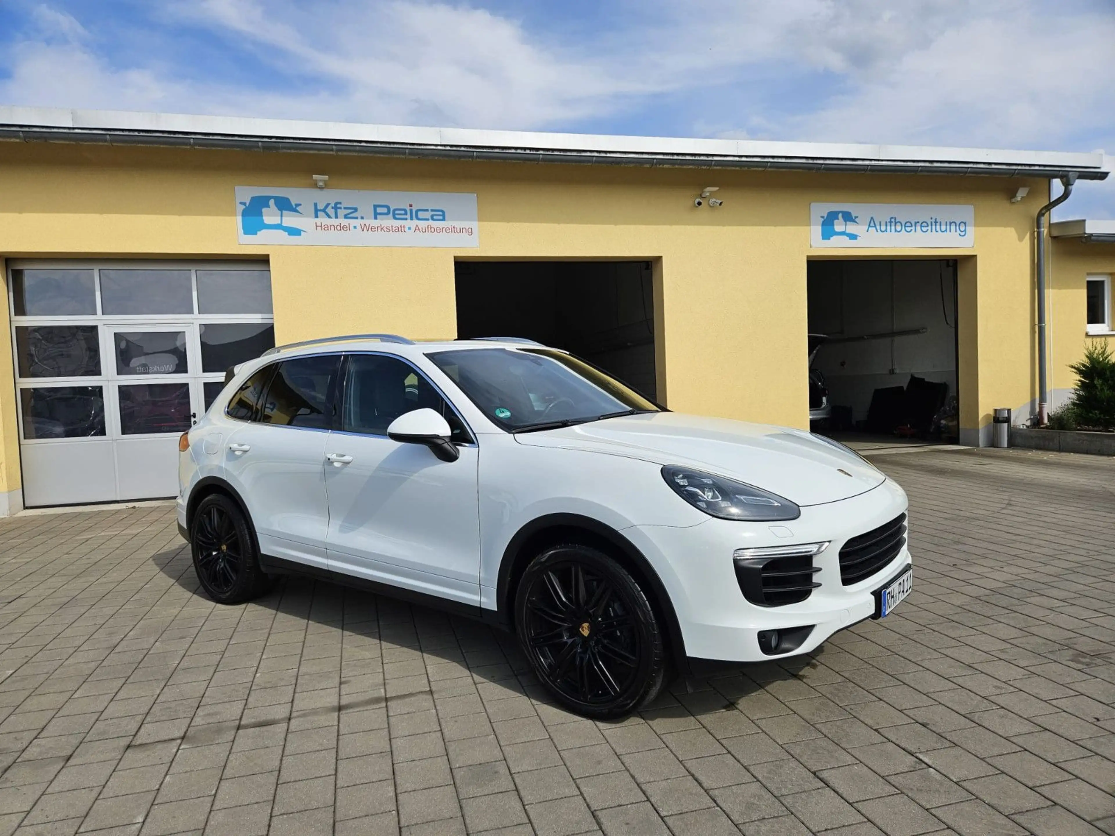 Porsche Cayenne Diesel*Matrix*Panoramadach*GTS*